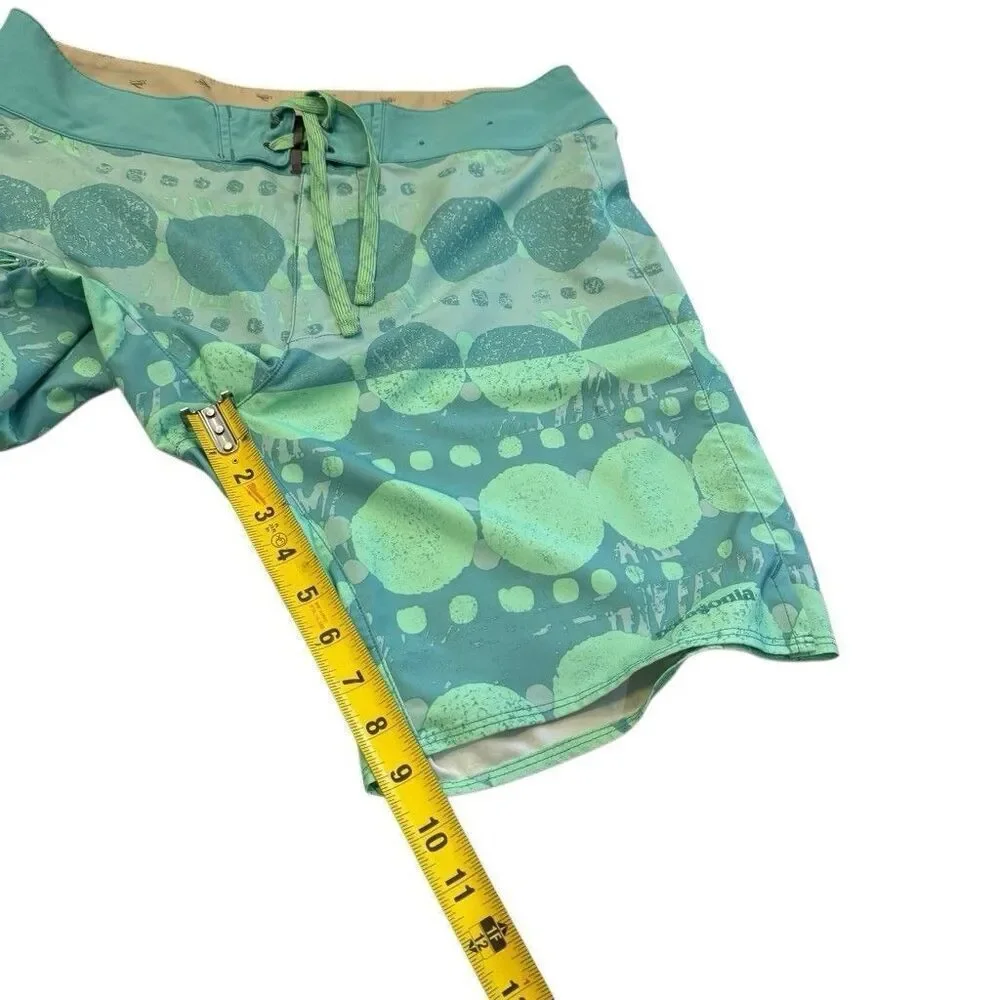 Patagonia Men's Stretch Planing Board Short Size 32 Green Blue 9